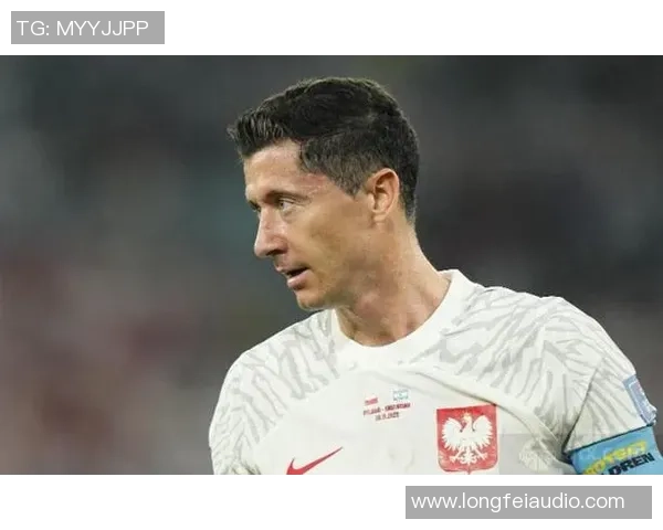 罗伯特·莱万多夫斯基：从波兰足球天才到世界顶级射手的传奇之路